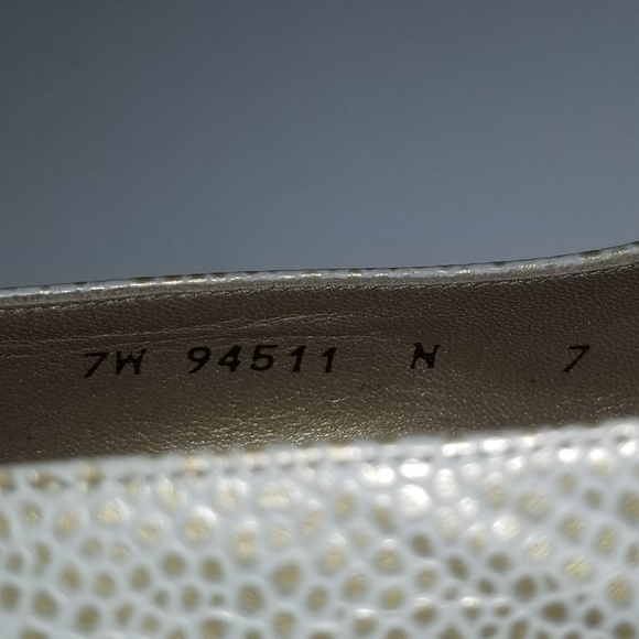 Stuart Weitzman Heels Snakeskin Print sz 7 - Picture 5 of 8